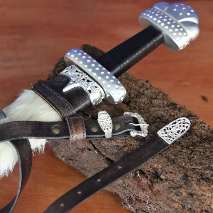 Windlass Steelcrafts Vikingzwaard Koning Harald Met Luxe Schede En Riem 1 Windlass Steelcrafts Vikingzwaard Koning Harald Met Luxe Schede En Riem